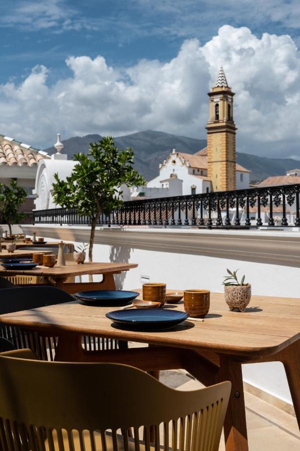 אסטפונה Hotel El Pilar Andalucia מראה חיצוני תמונה