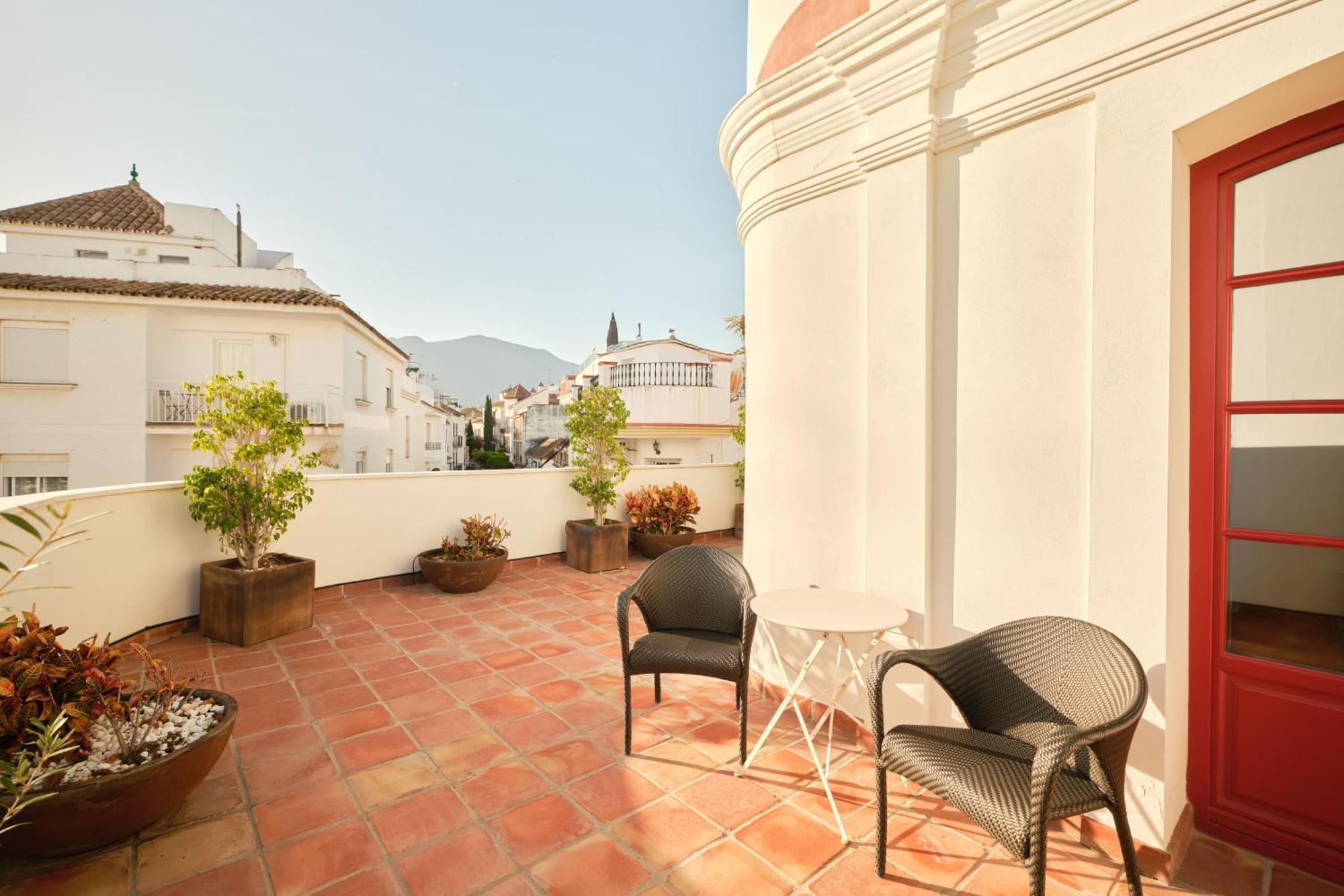 אסטפונה Hotel El Pilar Andalucia מראה חיצוני תמונה