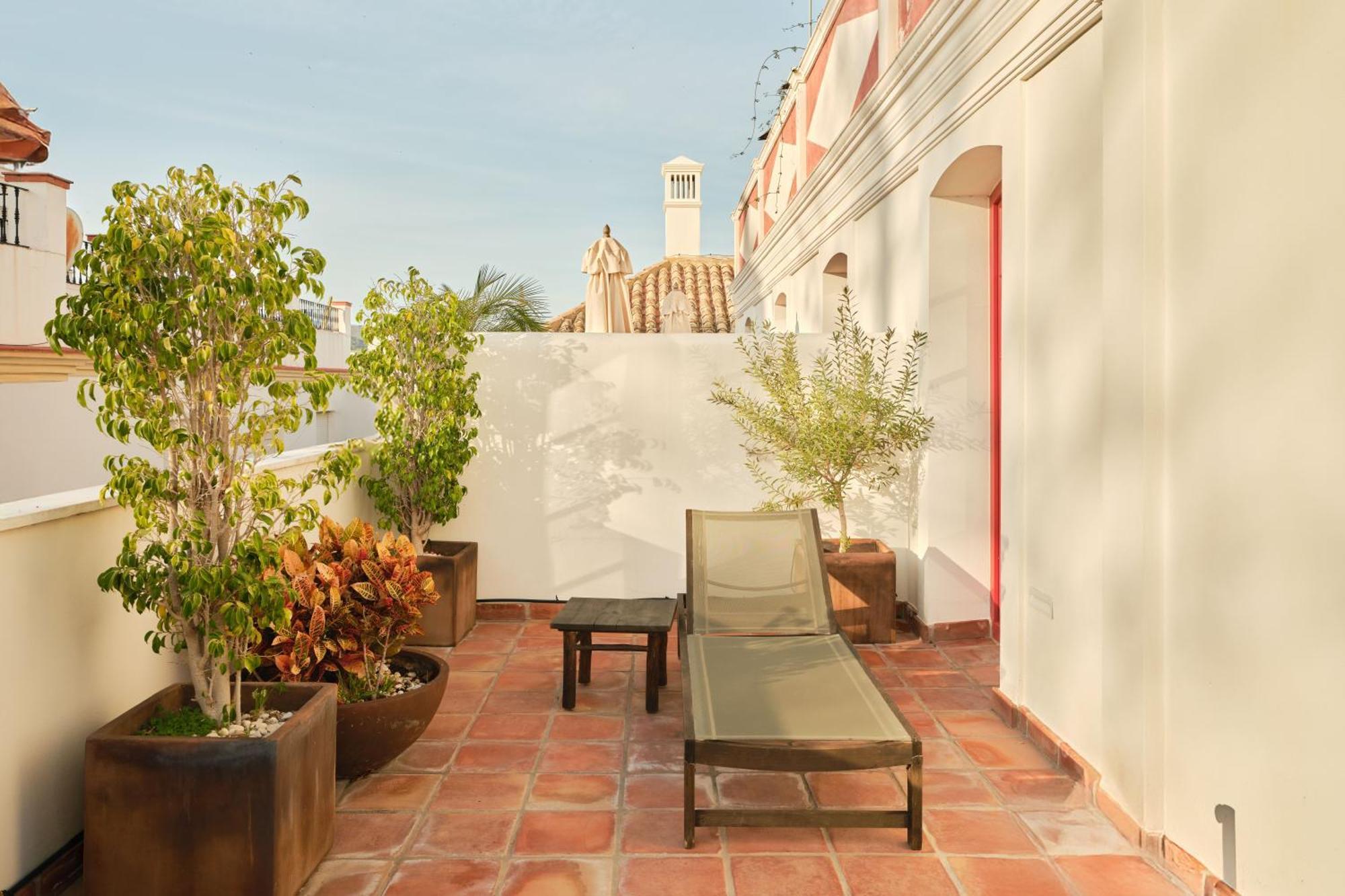 אסטפונה Hotel El Pilar Andalucia מראה חיצוני תמונה